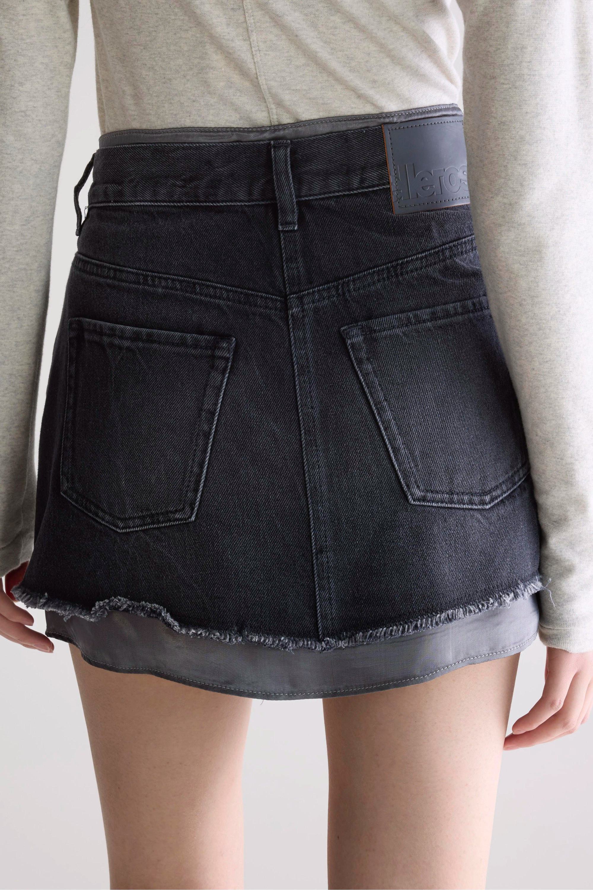 Skirt Prissy D0515 Used-Black - Image 3
