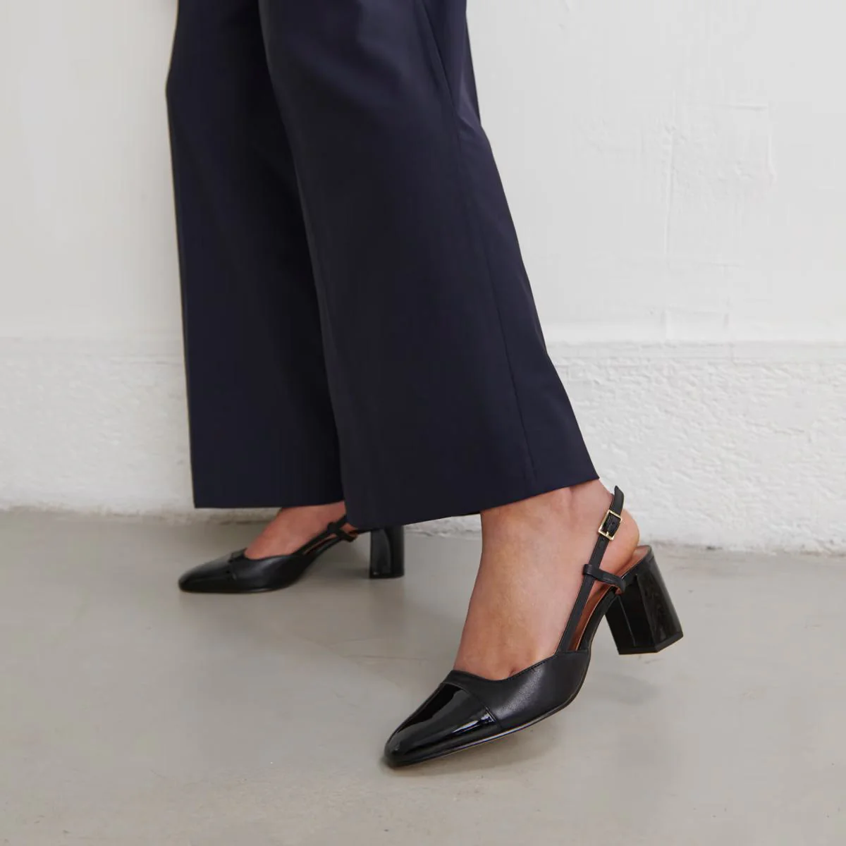 Salomes/babies Dhapop Vernis/cuir Noir-noir