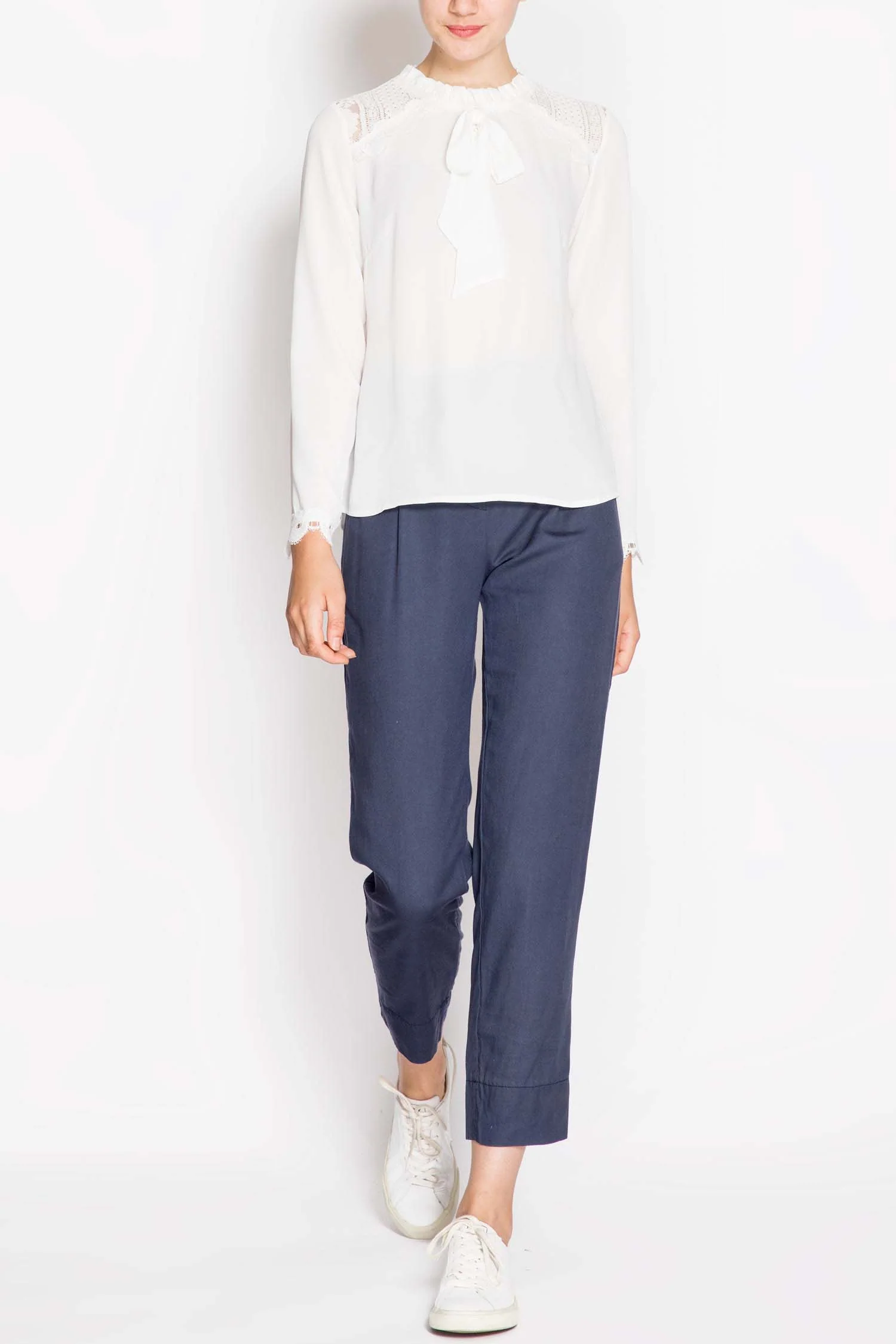Lace Insert Blouse With Front Ribbon - Image 4