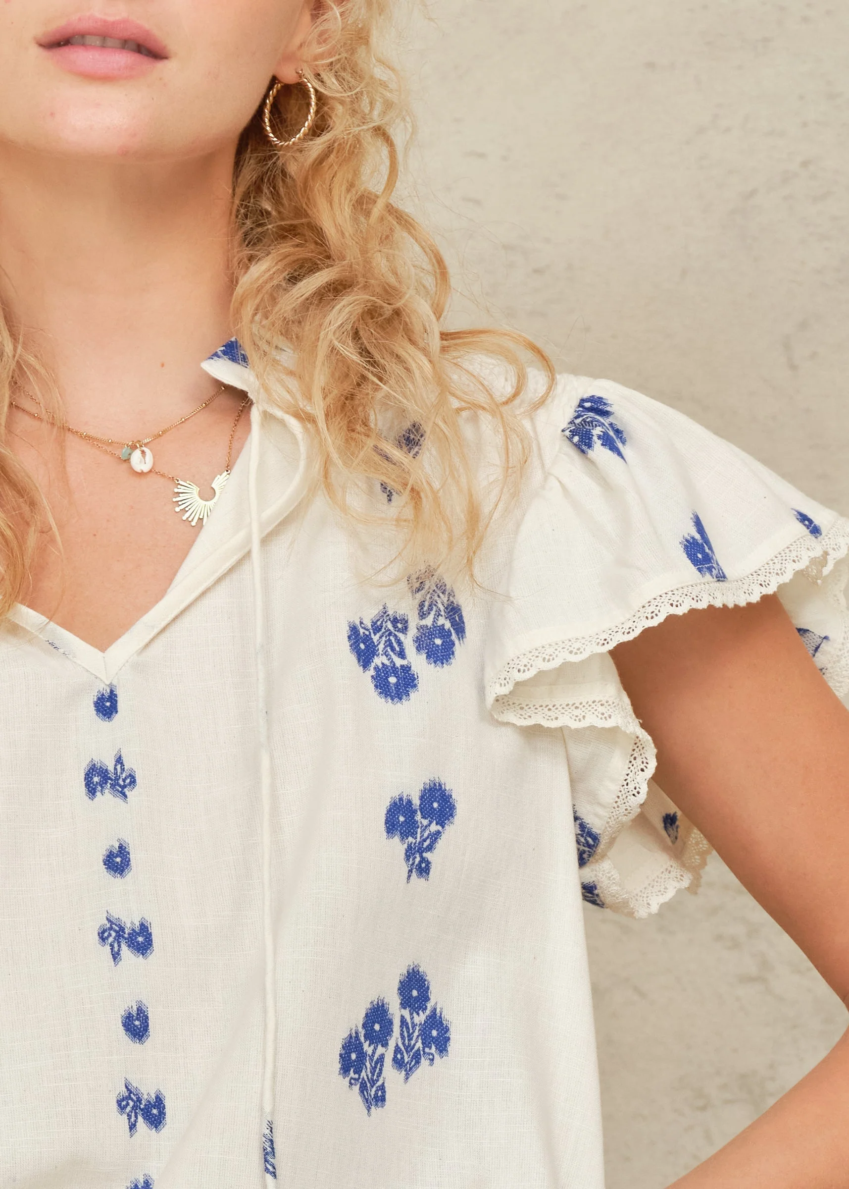 Blouse Iris Frill Top Blue - Image 4