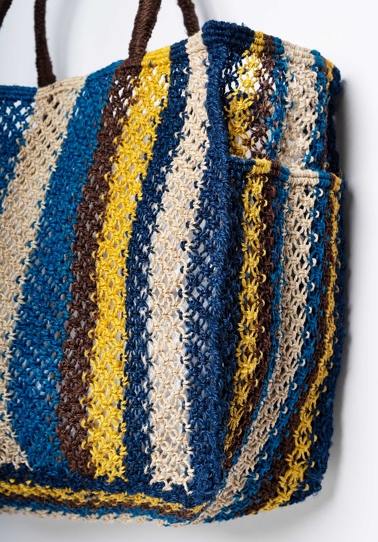 The Jacksons Barry Jute Beach Bag – Blue & Yellow (No Word) Blue-Yellow - Image 3