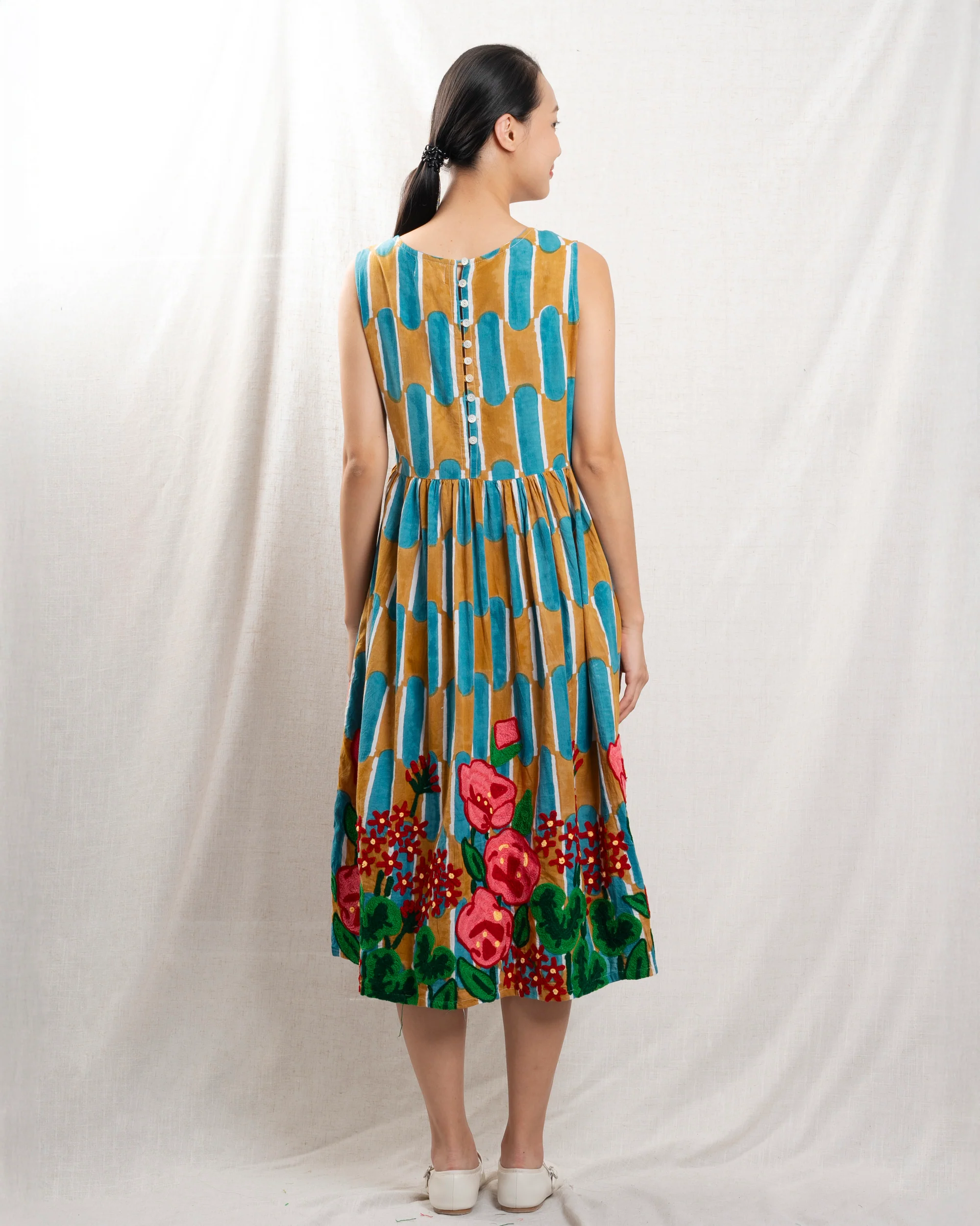 Women's Dress Premium 100% Silk Crepe For Evening - Camelia - Image 3
